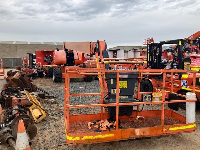 Sold - Scissor Lift - View 2